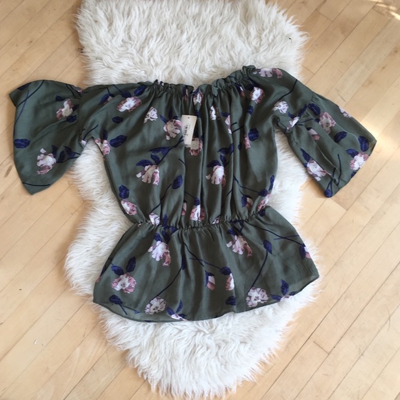 Say What? Tops - ✨ NEW W/ TAGS Floral Off The Shoulder Top ✨